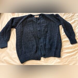 Vintage ladies 100% alpaca Bolivian Navy Button Cardigan Sweater